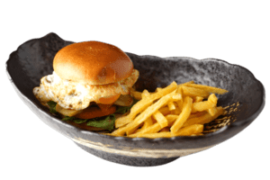 Hamburguesa de ternera con patatas fritas